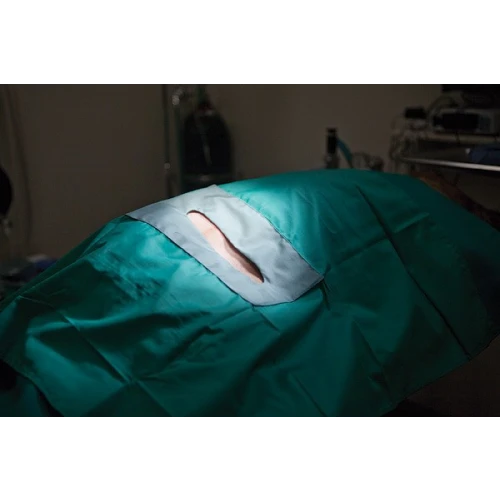 Drapes Green 50x50cm Fenestrated 10x2cm*1